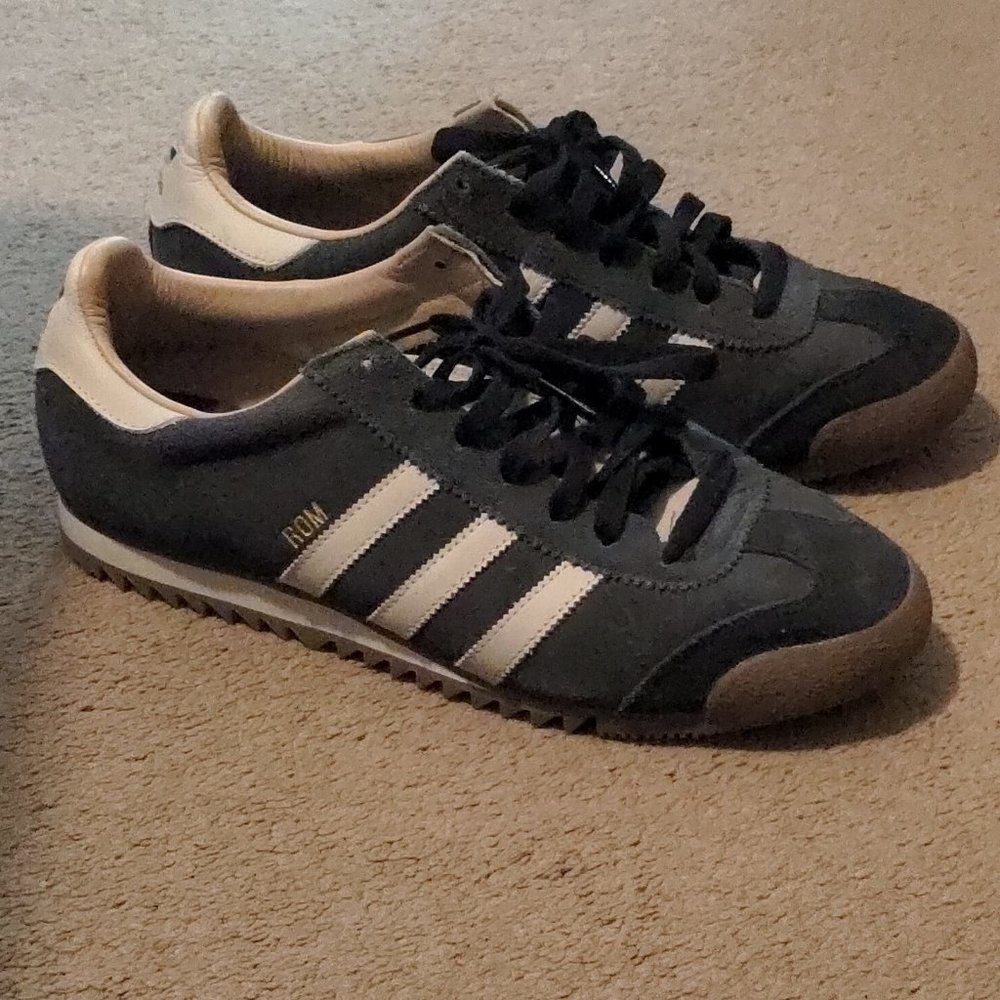 Adidas Rom Mens 9.5 Carbon Brown Black
